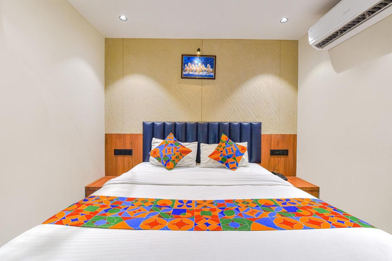 Fabhotel Udhna Inn, Near Udhna Junction 수라트 외부 사진