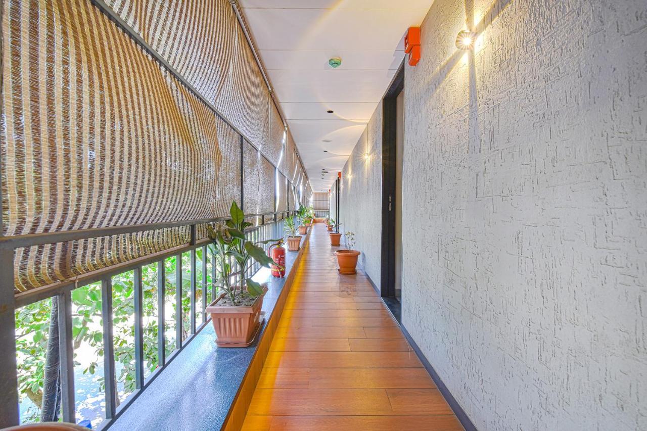 Fabhotel Udhna Inn, Near Udhna Junction 수라트 외부 사진
