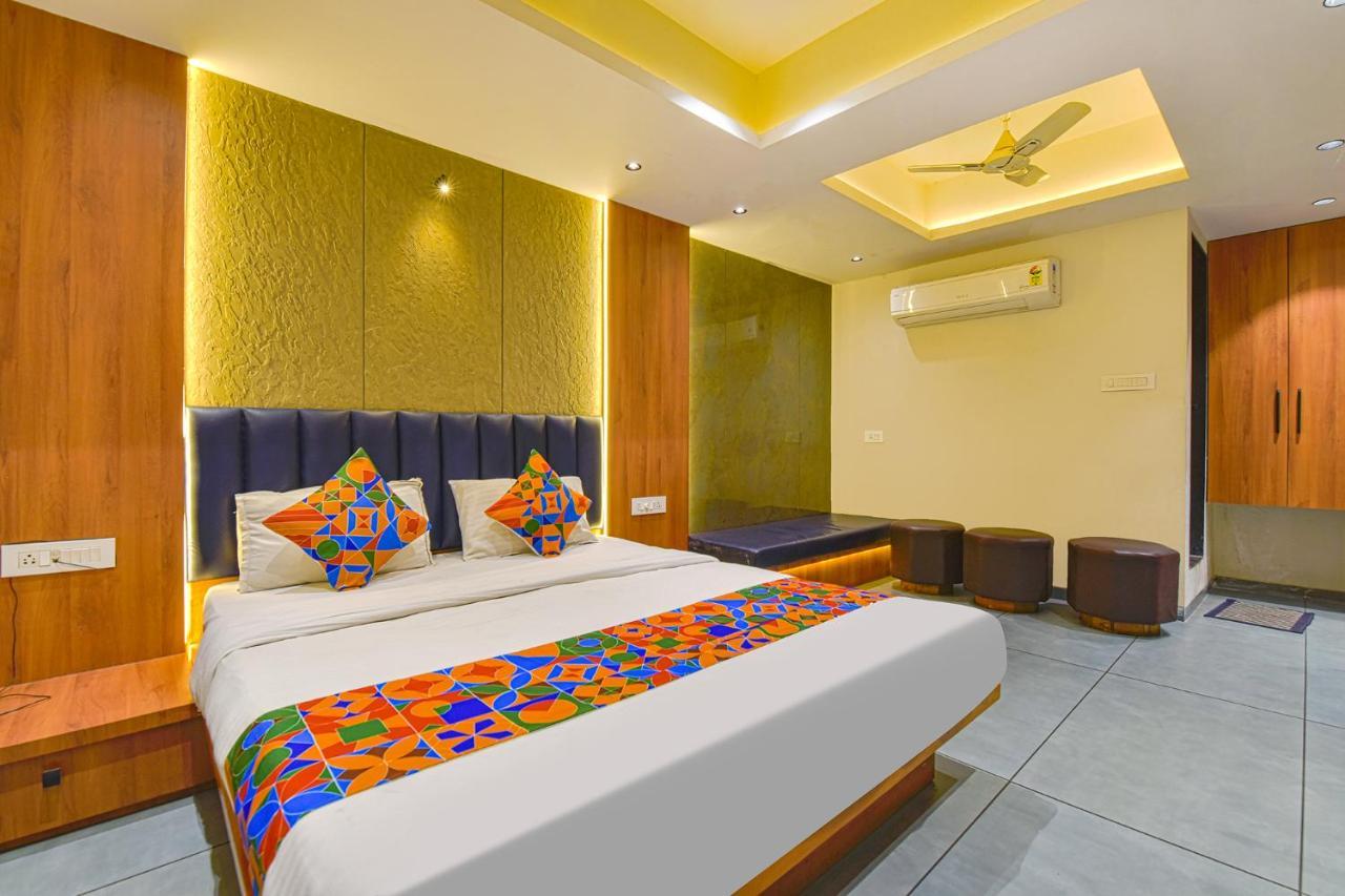 Fabhotel Udhna Inn, Near Udhna Junction 수라트 외부 사진