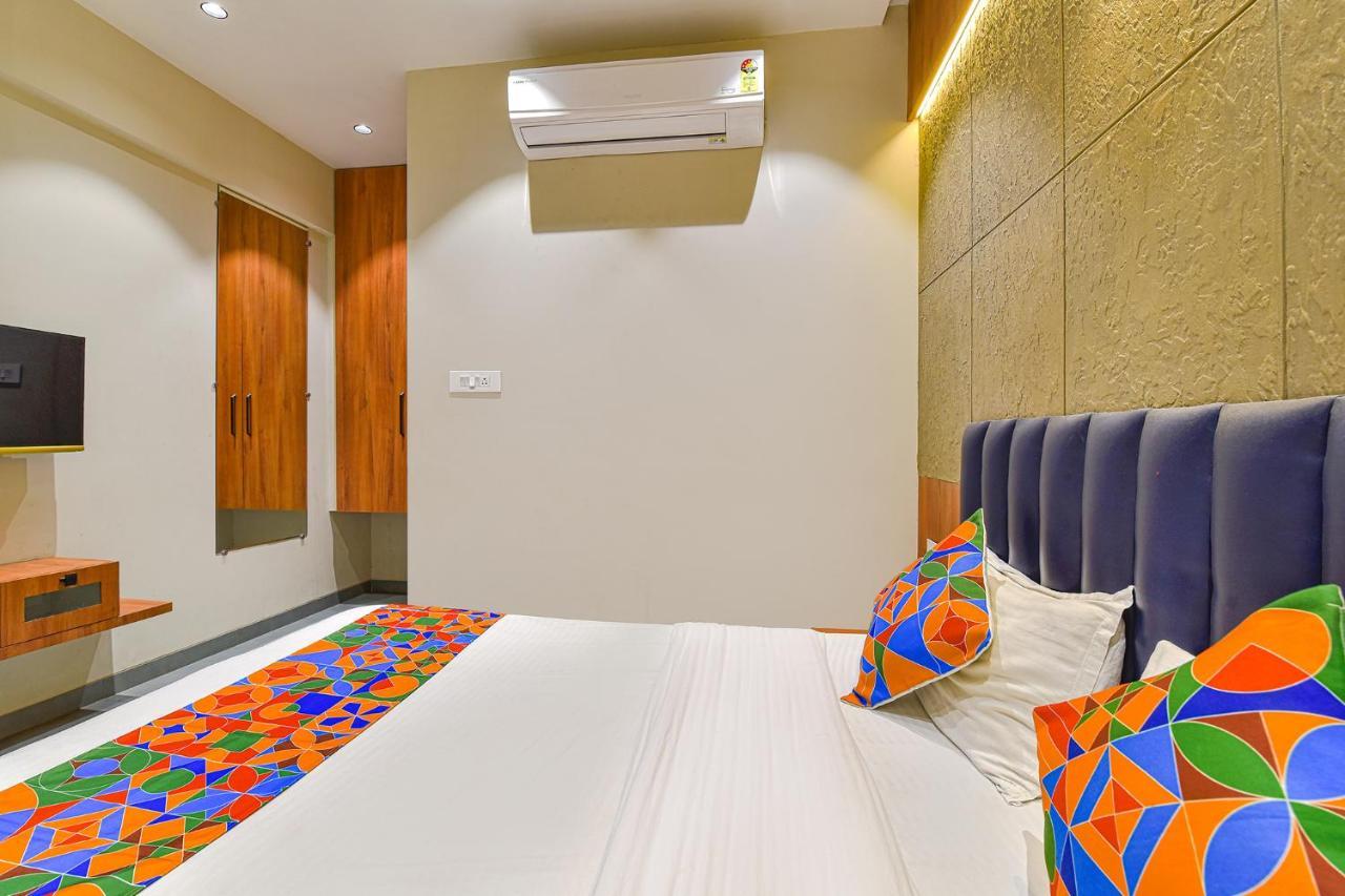 Fabhotel Udhna Inn, Near Udhna Junction 수라트 외부 사진